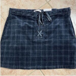 New High rise mini skirt